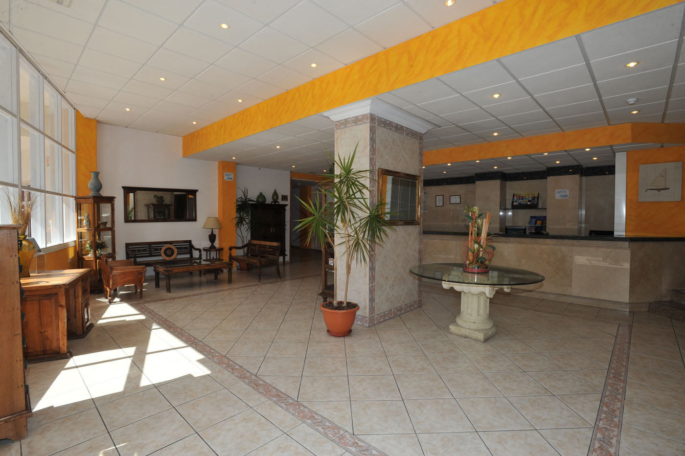 Apartamentos Oro Blanco Playa de las Americas  Bagian luar foto