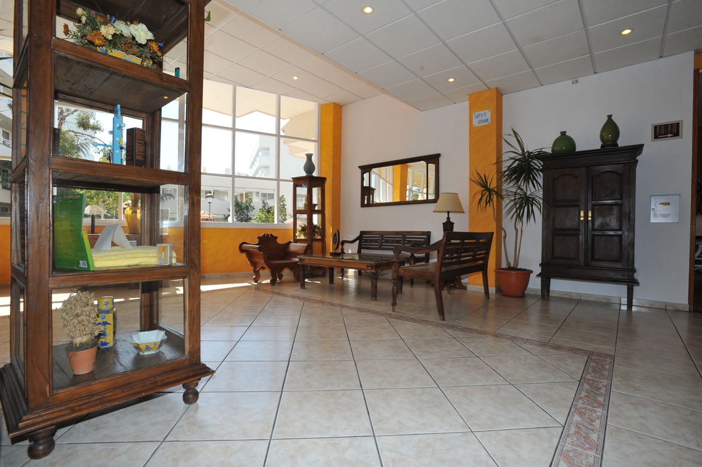 Apartamentos Oro Blanco Playa de las Americas  Bagian luar foto